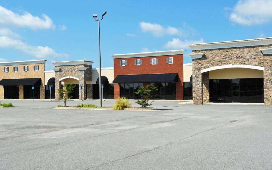 8 Benefits of Pressure Washing Commercial Buildings